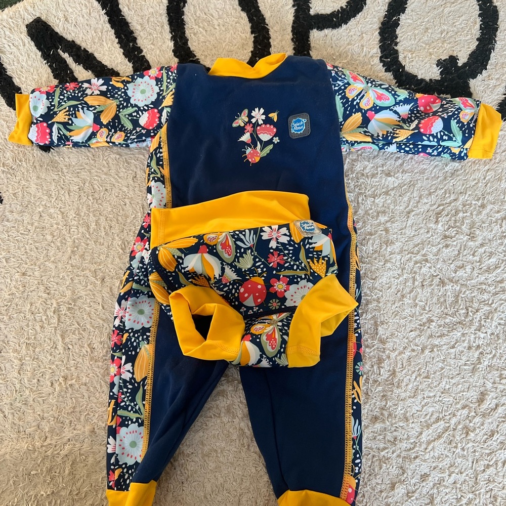 Splash About Baby Rash Guard and Reusable Swim Diaper - size: 6-12M